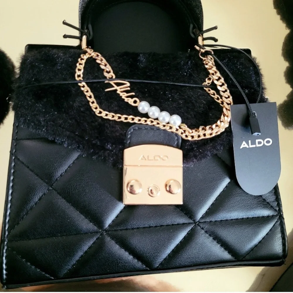 NIB ALDO Rossy Special Edition Heart Gift Set - Quilted Mini Bag & Accessories - Picture 5 of 6